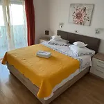 Meri 3*